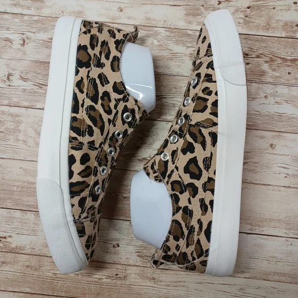 Corky's Cheetah Leopard Print Chuck Taylor Style Boutique Sneaker Shoes Size 10 - Picture 6 of 11